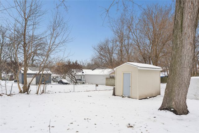 912 Titus Avenue, Des Moines, IA 50315