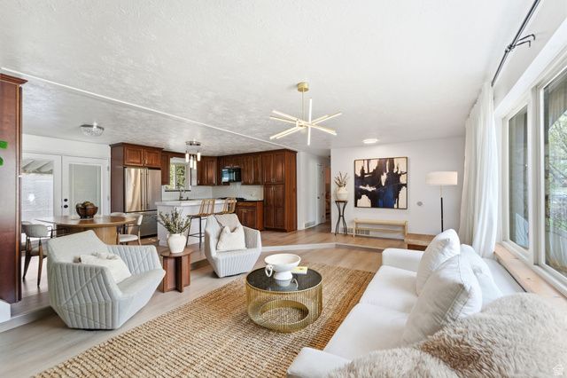 960 E SAGEHILL DR, Millcreek, UT 84124
