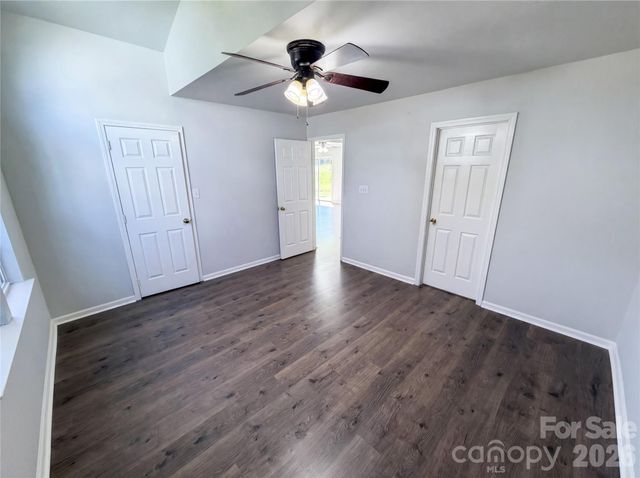 2405 Celosia Drive, Charlotte, NC 28262