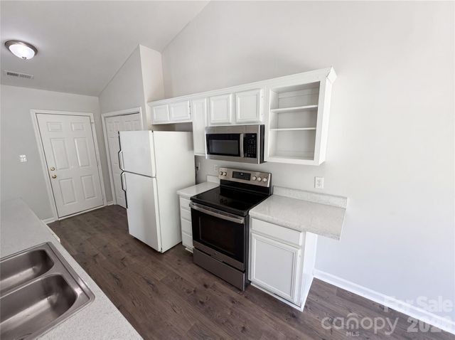 2405 Celosia Drive, Charlotte, NC 28262