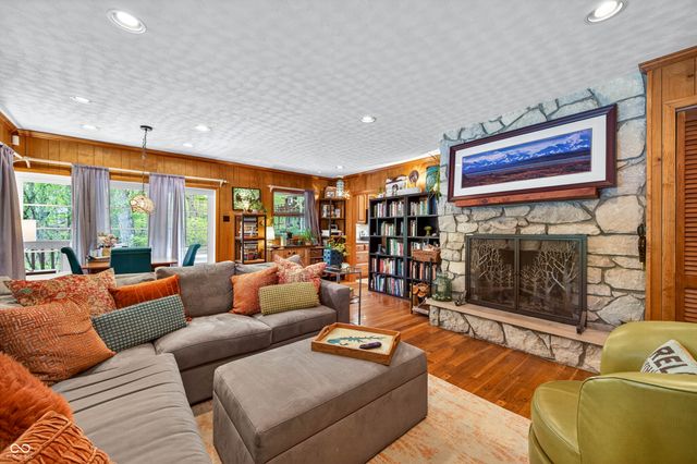 7422 Hackberry Drive, Nineveh, IN 46164