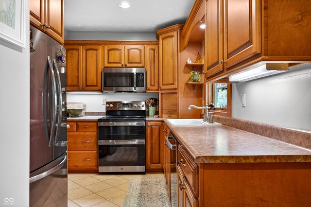 7422 Hackberry Drive, Nineveh, IN 46164