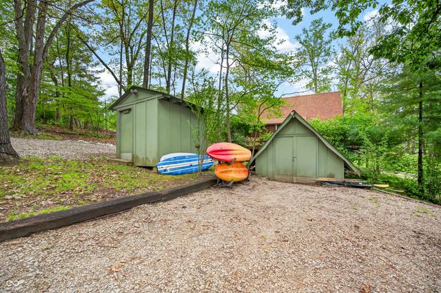 7422 Hackberry Drive, Nineveh, IN 46164