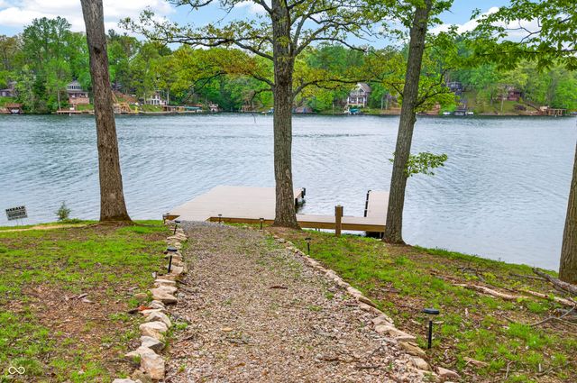7422 Hackberry Drive, Nineveh, IN 46164