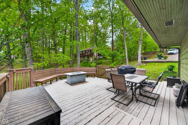7422 Hackberry Drive, Nineveh, IN 46164