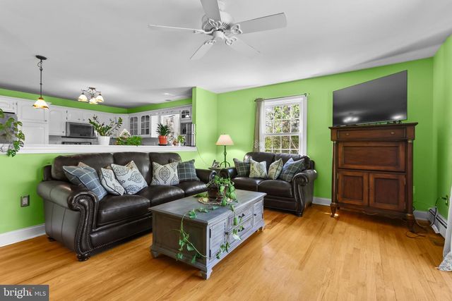 2039 BETHESDA CHURCH RD, East Greenville, PA 18041