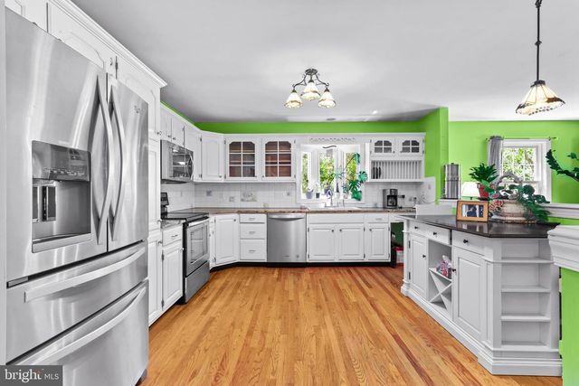 2039 BETHESDA CHURCH RD, East Greenville, PA 18041
