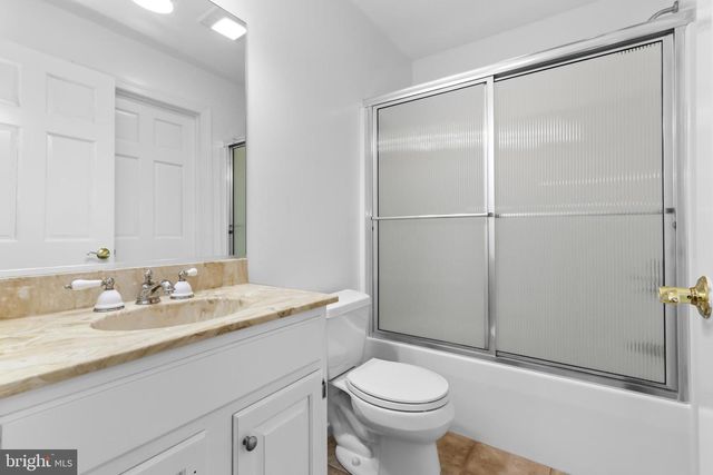2039 BETHESDA CHURCH RD, East Greenville, PA 18041