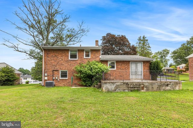 333 CANDLEWOOD RD, Broomall, PA 19008