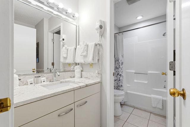 110 Hartland Dr Apt 15E, Myrtle Beach, SC 29572