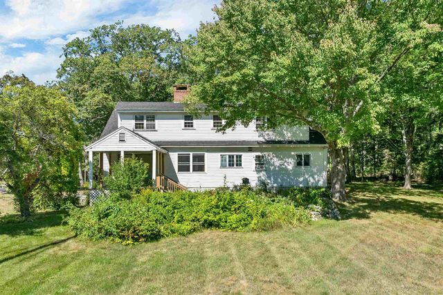 27 New Road, Tuftonboro, NH 03816