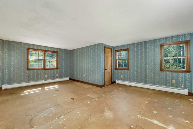 27 New Road, Tuftonboro, NH 03816