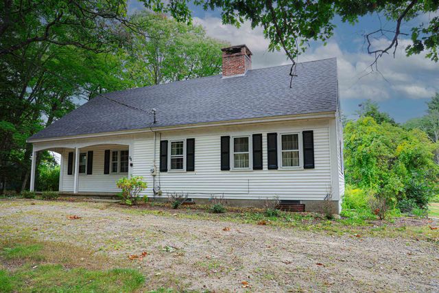 27 New Road, Tuftonboro, NH 03816