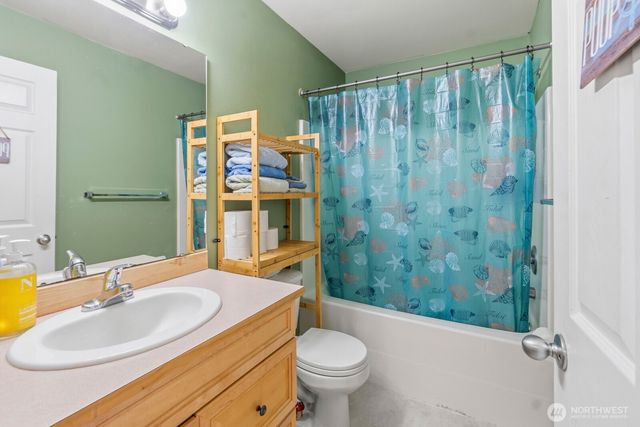 20 E Larch Place, Shelton, WA 98584