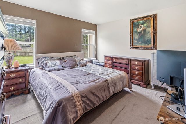 20 E Larch Place, Shelton, WA 98584