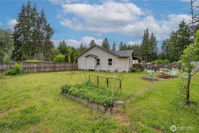 20 E Larch Place, Shelton, WA 98584