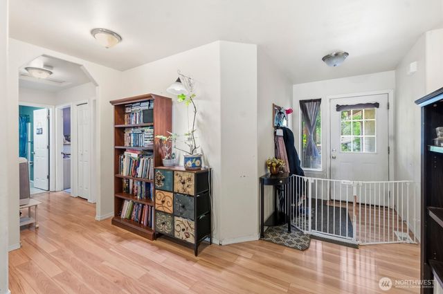 20 E Larch Place, Shelton, WA 98584