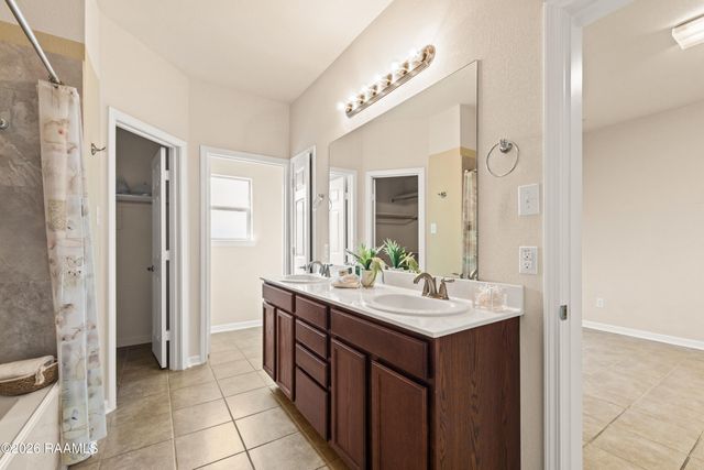 202 Fieldview Drive, Carencro, LA 70520