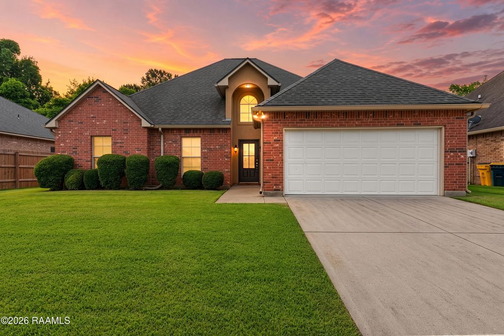 202 Fieldview Drive, Carencro, LA 70520