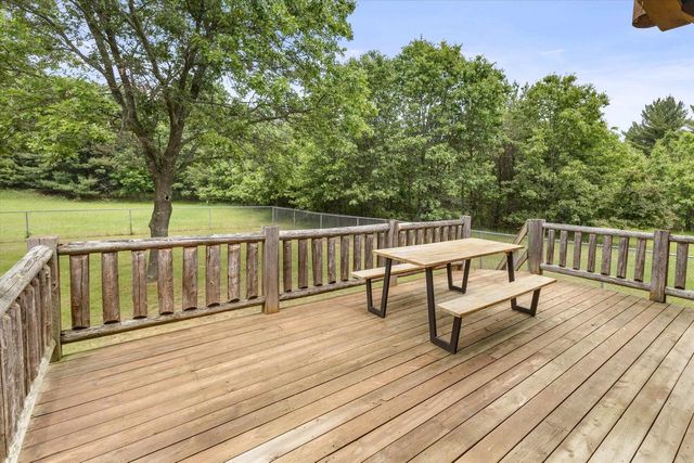 W4380 BLACKHAWK AVENUE, Redgranite, WI 54970