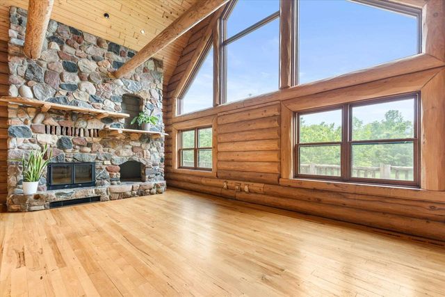 W4380 BLACKHAWK AVENUE, Redgranite, WI 54970