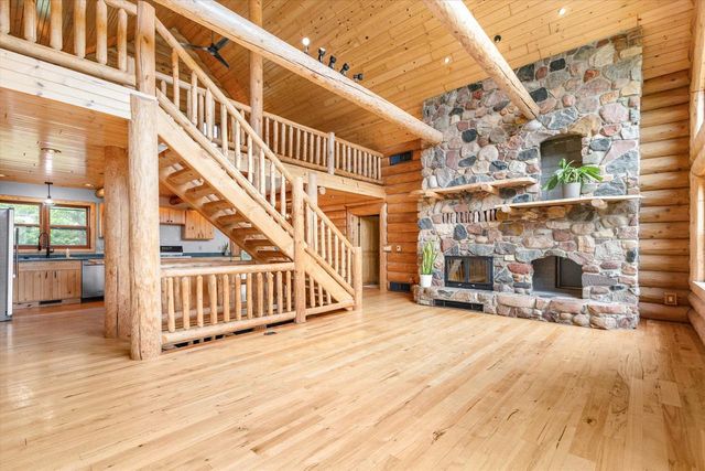 W4380 BLACKHAWK AVENUE, Redgranite, WI 54970