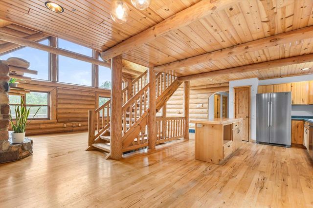 W4380 BLACKHAWK AVENUE, Redgranite, WI 54970