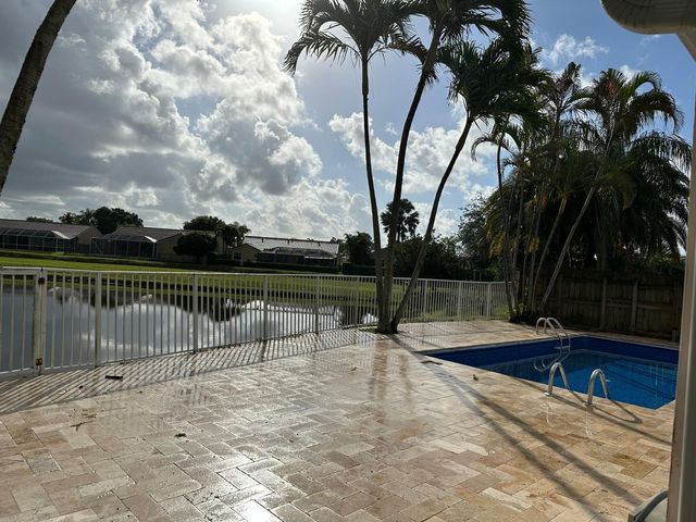 9841 Ridgecreek Road, Boca Raton, FL 33496
