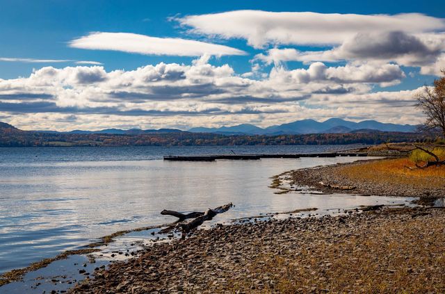 188 McNeil Cove Road, Charlotte, VT 05445