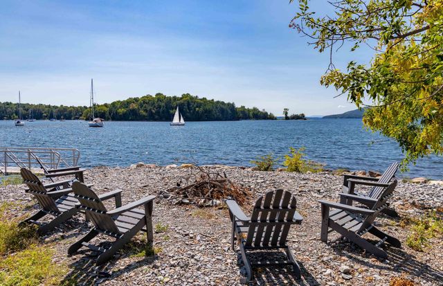 188 McNeil Cove Road, Charlotte, VT 05445