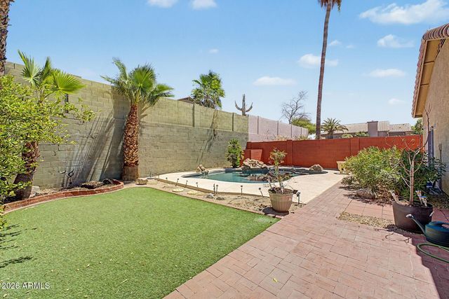 1348 E LIBBY Street, Phoenix, AZ 85022