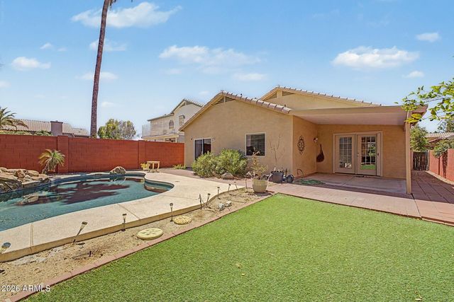 1348 E LIBBY Street, Phoenix, AZ 85022