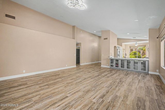 1348 E LIBBY Street, Phoenix, AZ 85022