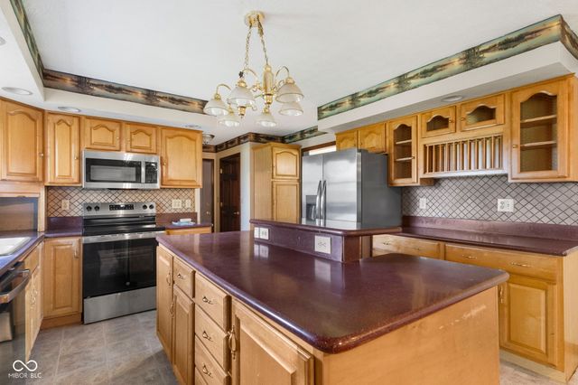 6296 S County Road 1025 E, Crothersville, IN 47229