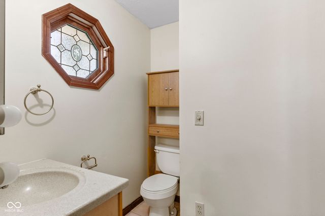 6296 S County Road 1025 E, Crothersville, IN 47229