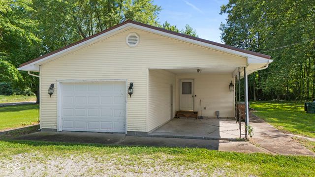 6296 S County Road 1025 E, Crothersville, IN 47229