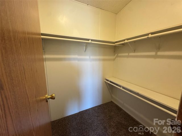 51 Little Hungry Road, Hendersonville, NC 28792