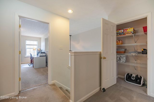 11302 Sullivan Ct, Louisville, KY 40229