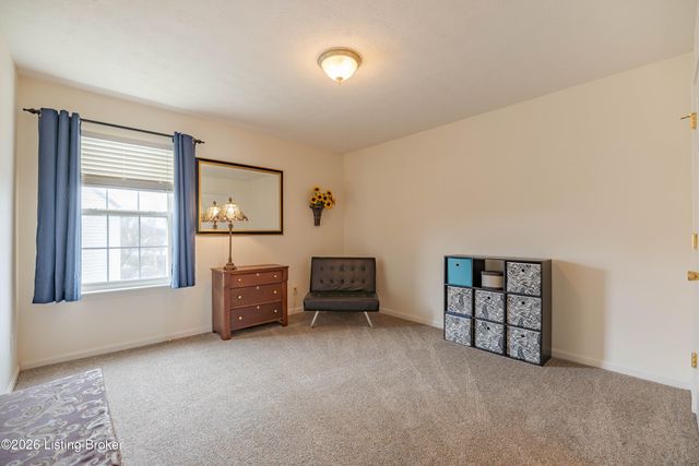 11302 Sullivan Ct, Louisville, KY 40229