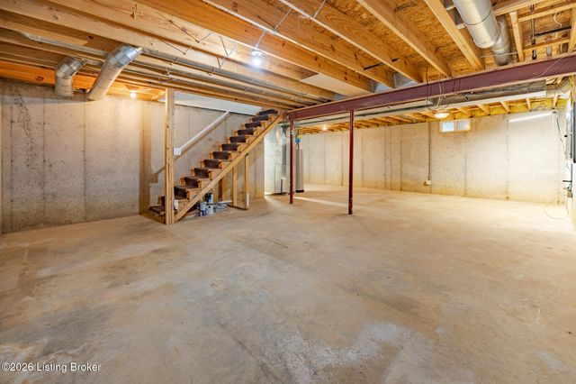 11302 Sullivan Ct, Louisville, KY 40229