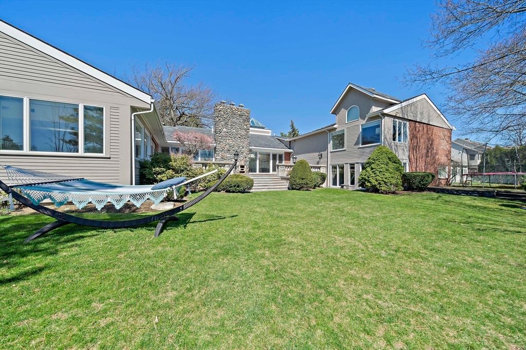 20 Montrose St, Newton, MA 02458