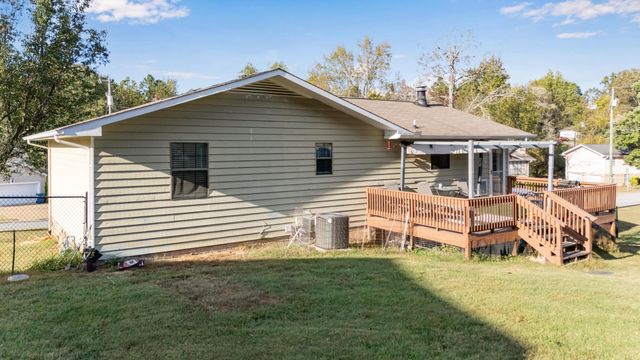 8314 Crossbow Court, Ooltewah, TN 37363