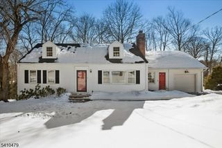 24 Raynor Rd, Morris Twp., NJ 07960