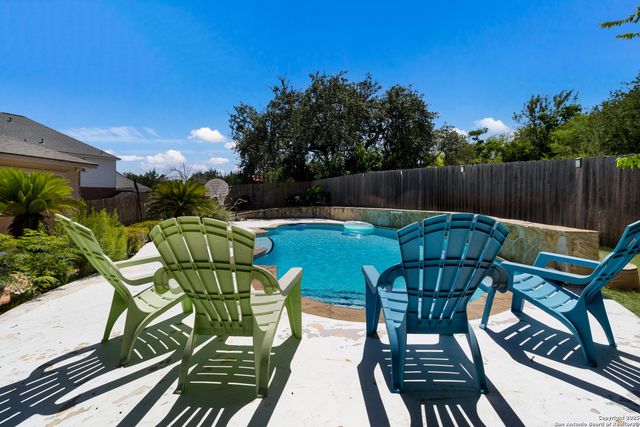 100 Green Stone, Cibolo, TX 78108