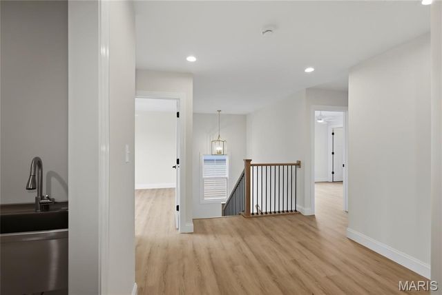 9225 Merritt Avenue, Rock Hill, MO 63144