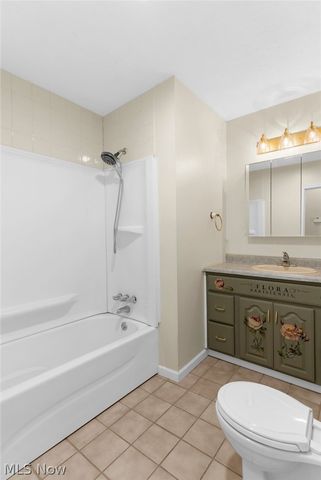 3267 Bell Wick Road, Hubbard, OH 44425