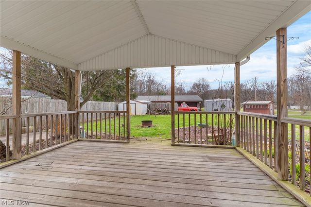3267 Bell Wick Road, Hubbard, OH 44425