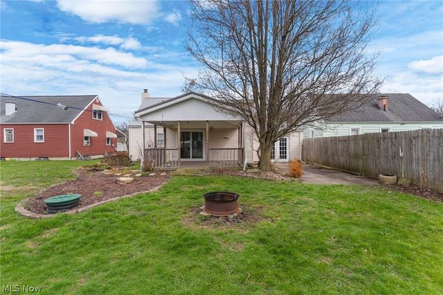 3267 Bell Wick Road, Hubbard, OH 44425