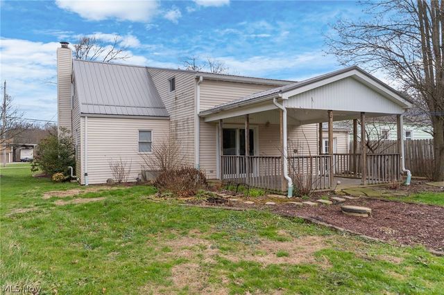 3267 Bell Wick Road, Hubbard, OH 44425