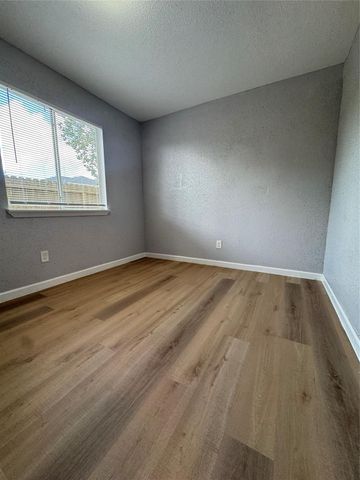11217 Pender Lane, Houston, TX 77477